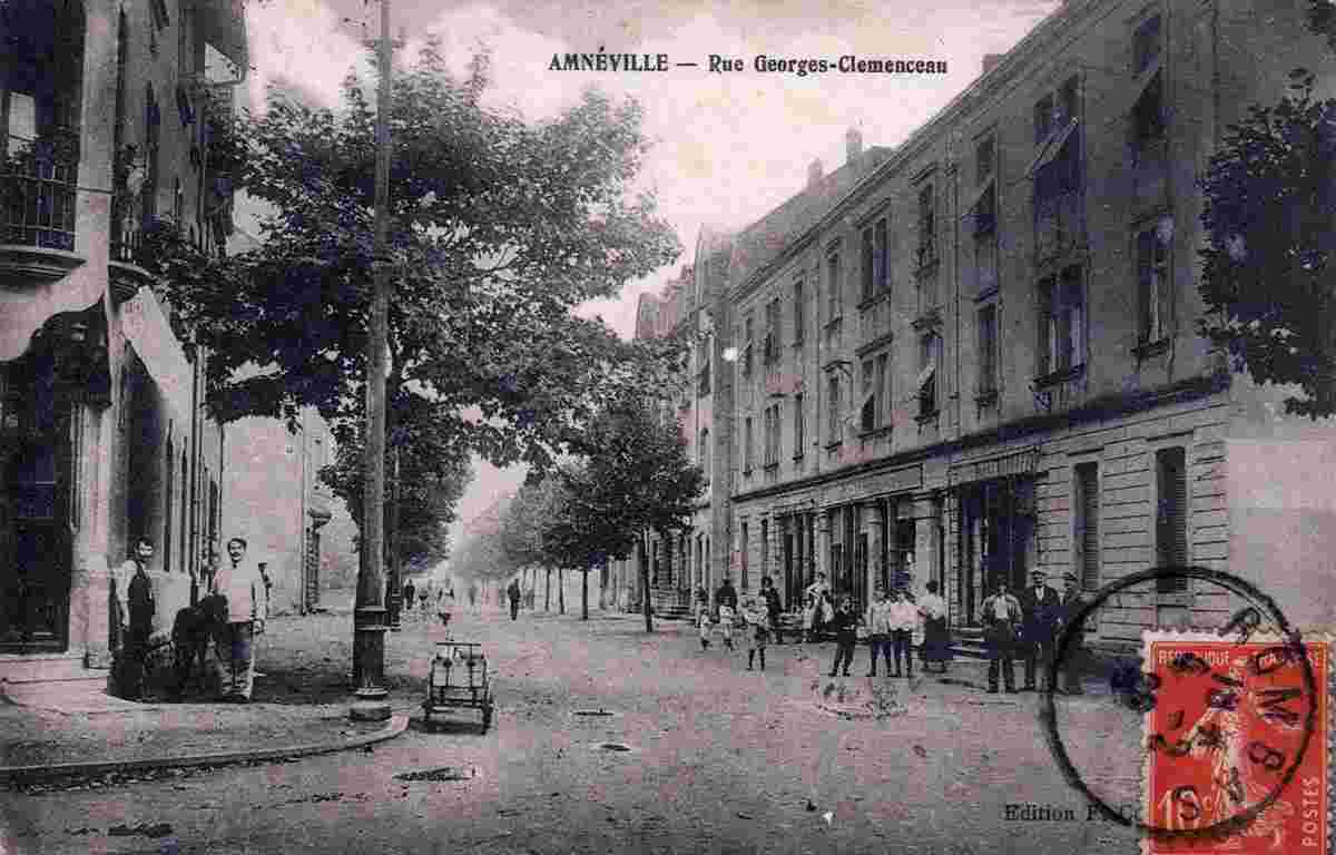 Amnéville. Rue Clemenceau