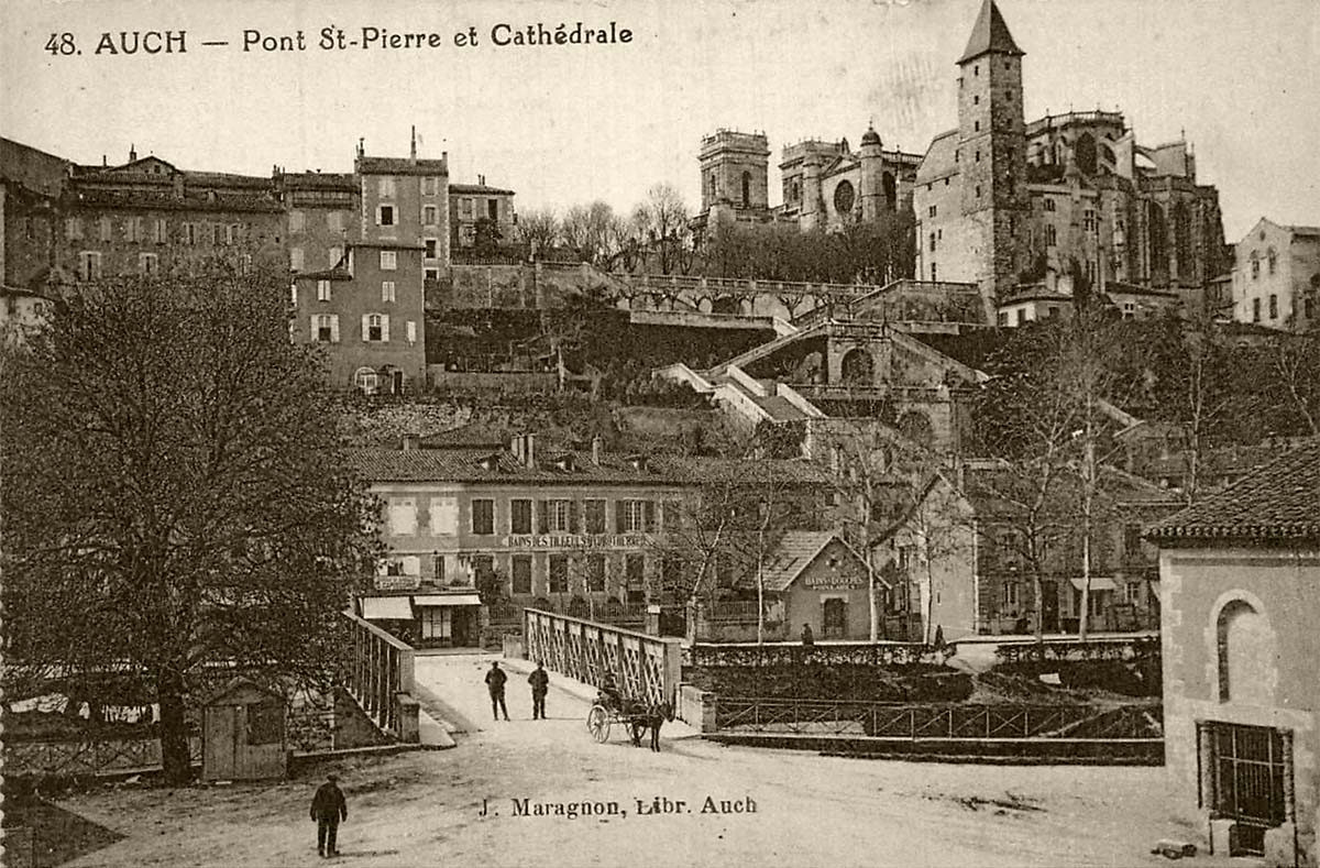 Auch. Pont Saint-Pierre, Escalier Monumental et Cathédrale