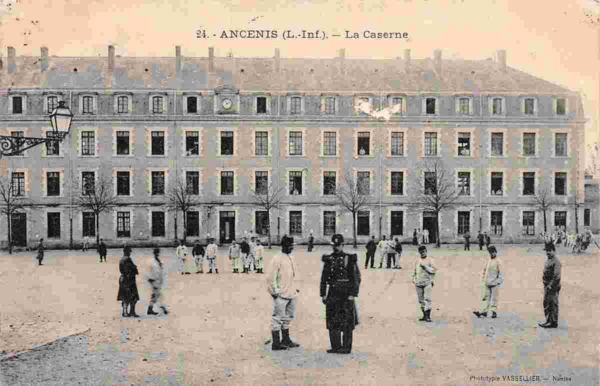 Ancenis-Saint-Géréon. Caserne du 64e Régiment d'Infanterie, 1912
