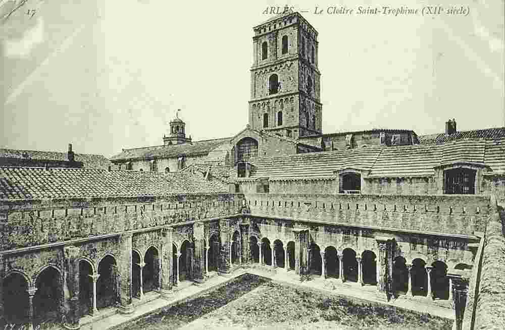 Arles. Le Cloître Saint-Trophime