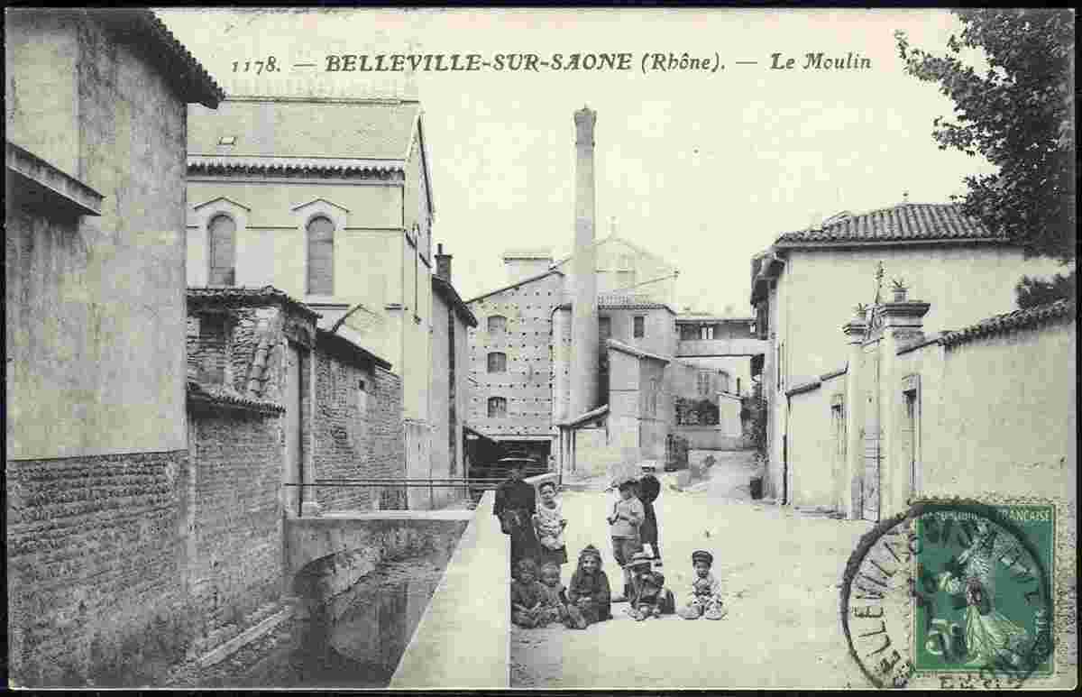 Belleville-en-Beaujolais. Rue du Moulin, le Moulin