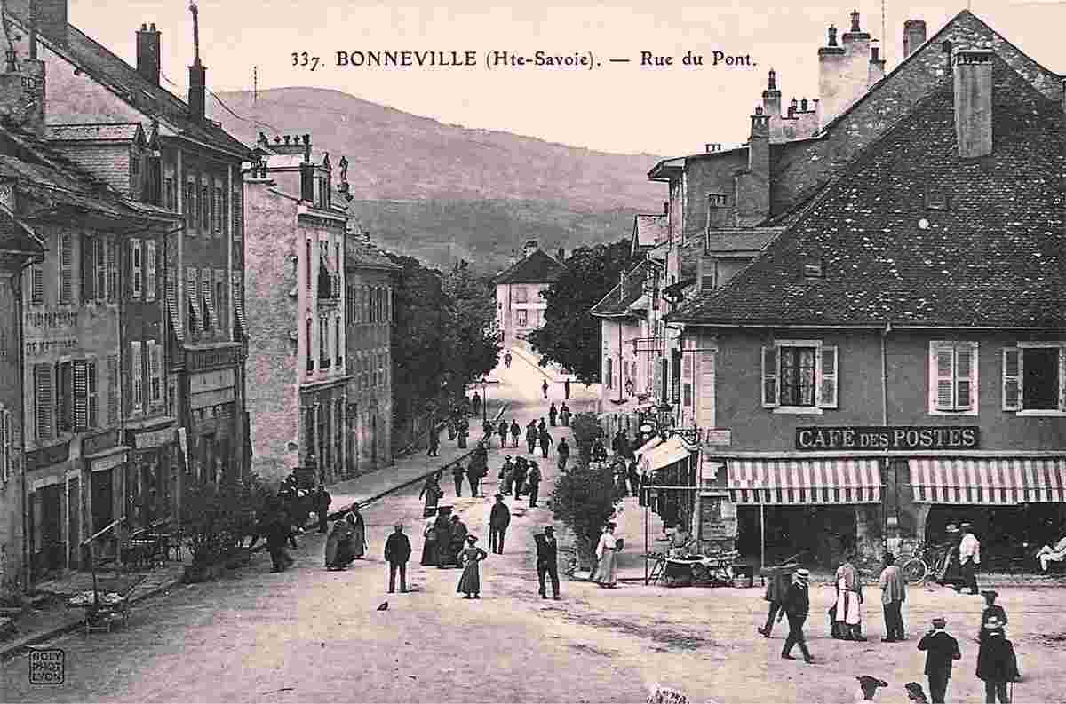 Bonneville. Rue du Pont