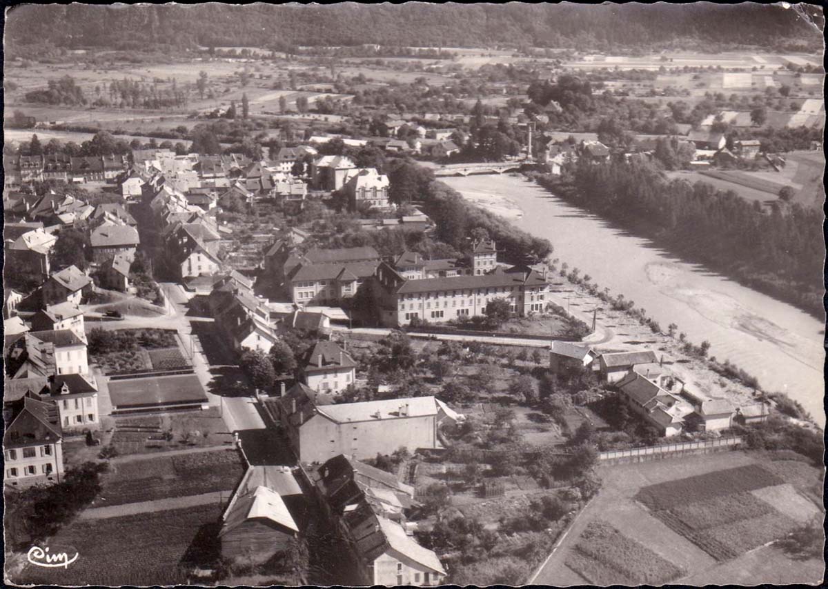 Bonneville. Vue générale, 1953