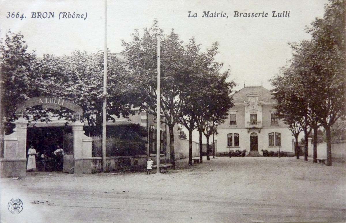 Bron. Brasserie Lulli, la Mairie, 1918