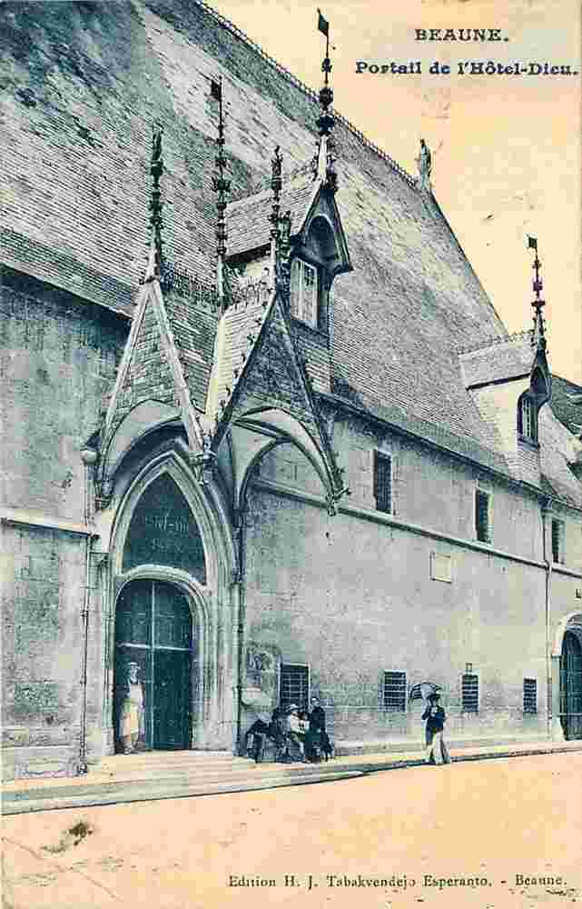 Beaune. Portail de l'Hôtel Dieu, 1913
