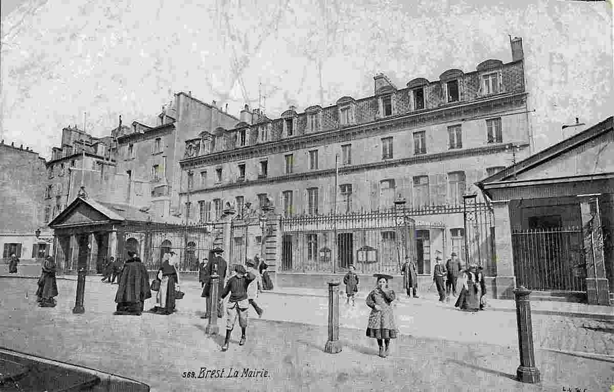 Brest. La Mairie, 1900