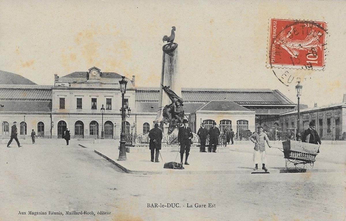Bar-le-Duc. Rue de la Gare et Monument des Enfants de la Meuse, 1909