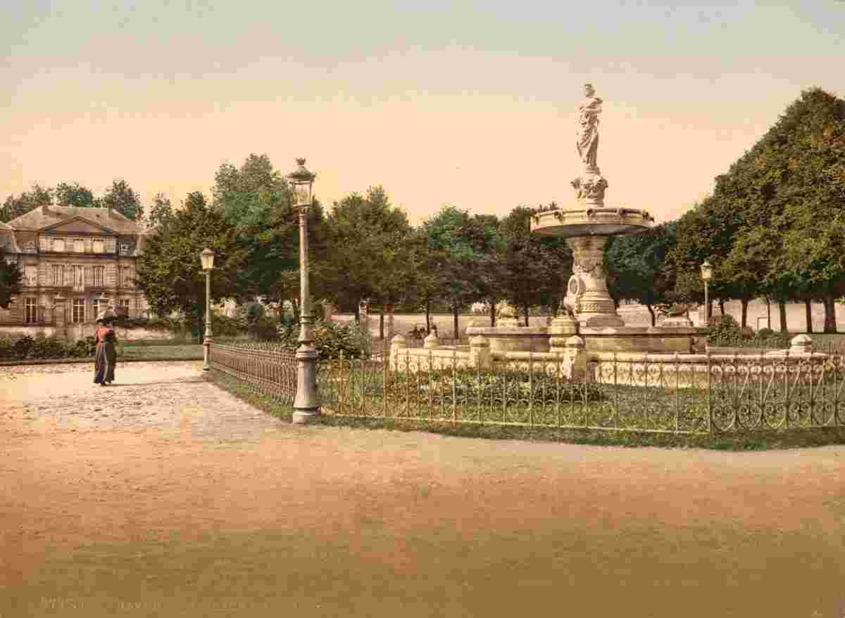 Bayeux. Place du Château, Fontaine, 1890