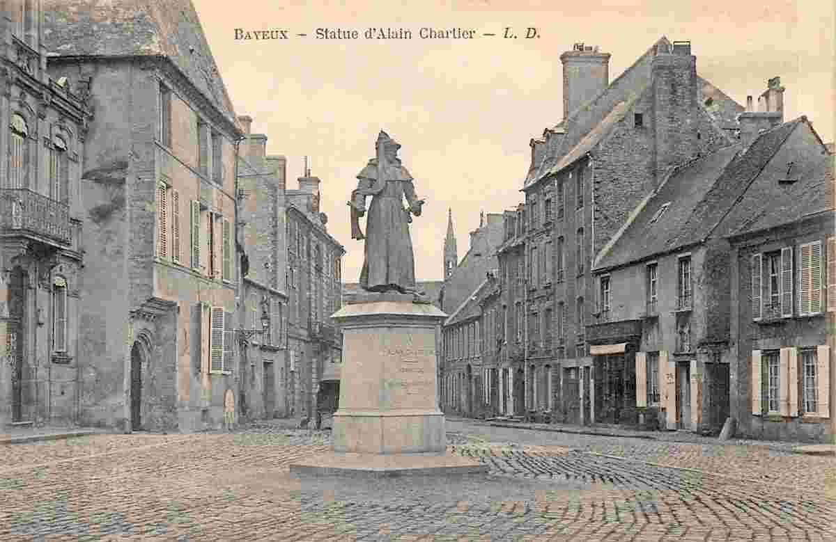 Bayeux. Statue d'Alain Chartier