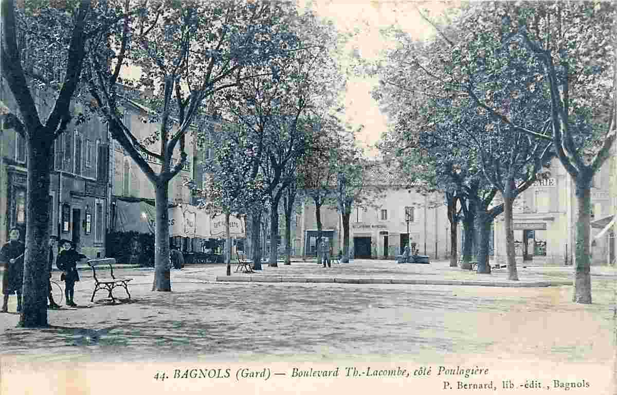 Bagnols-sur-Cèze. Boulevard Théodore Lacombe cote Poulagière