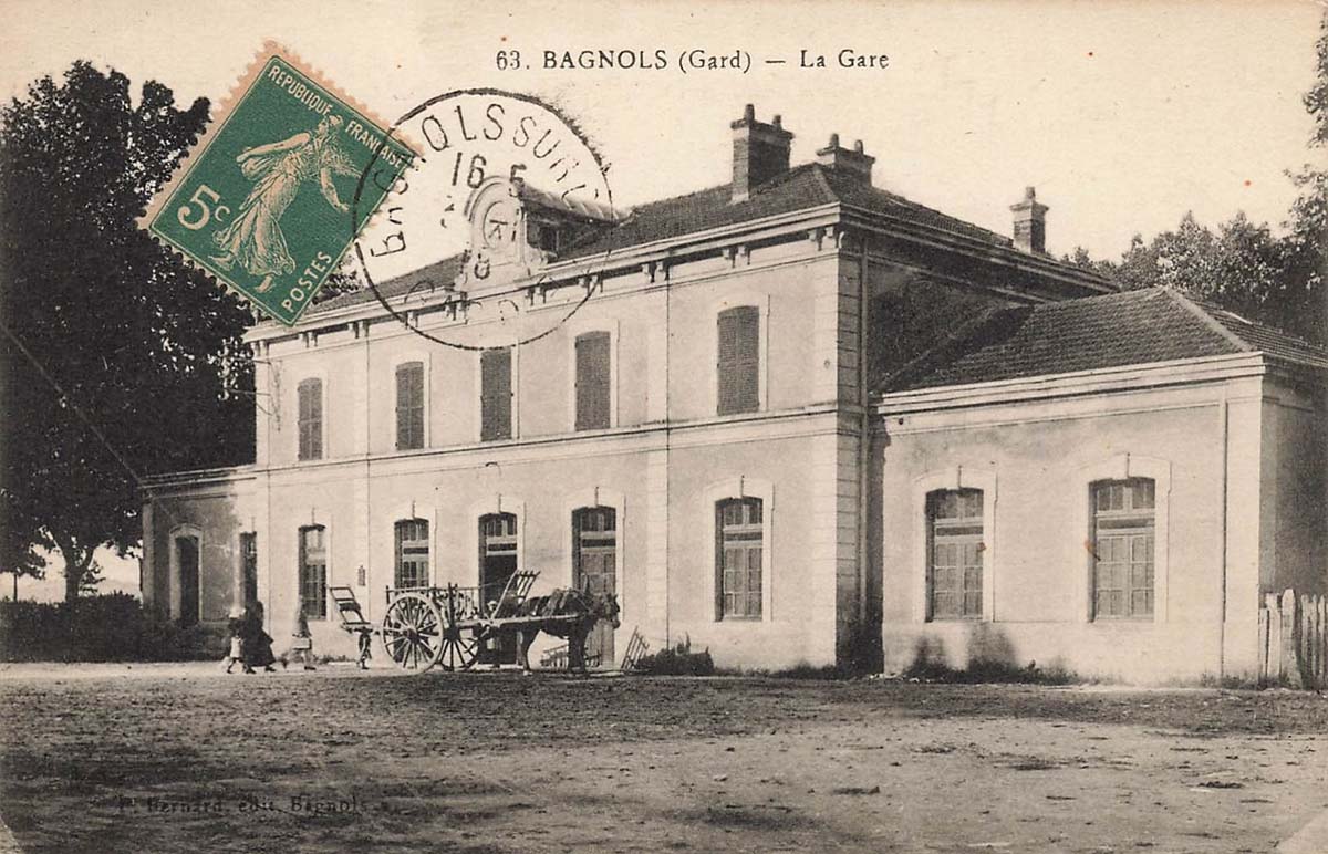 Bagnols-sur-Cèze. Place la Gare, 1918