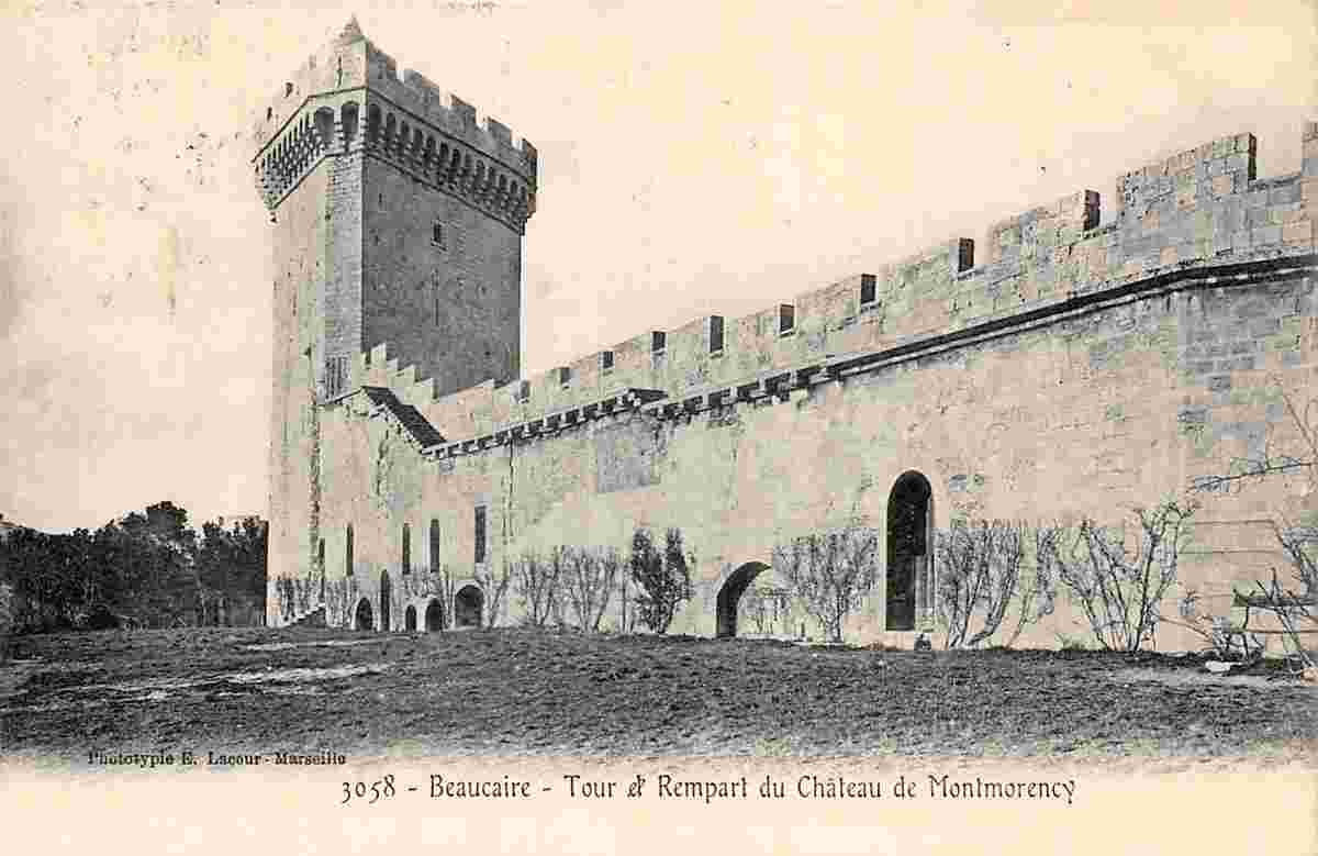 Beaucaire. Tour et Remparts du Château de Montmorency