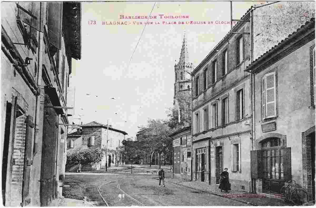 Blagnac. Place de l'Église et Clocher