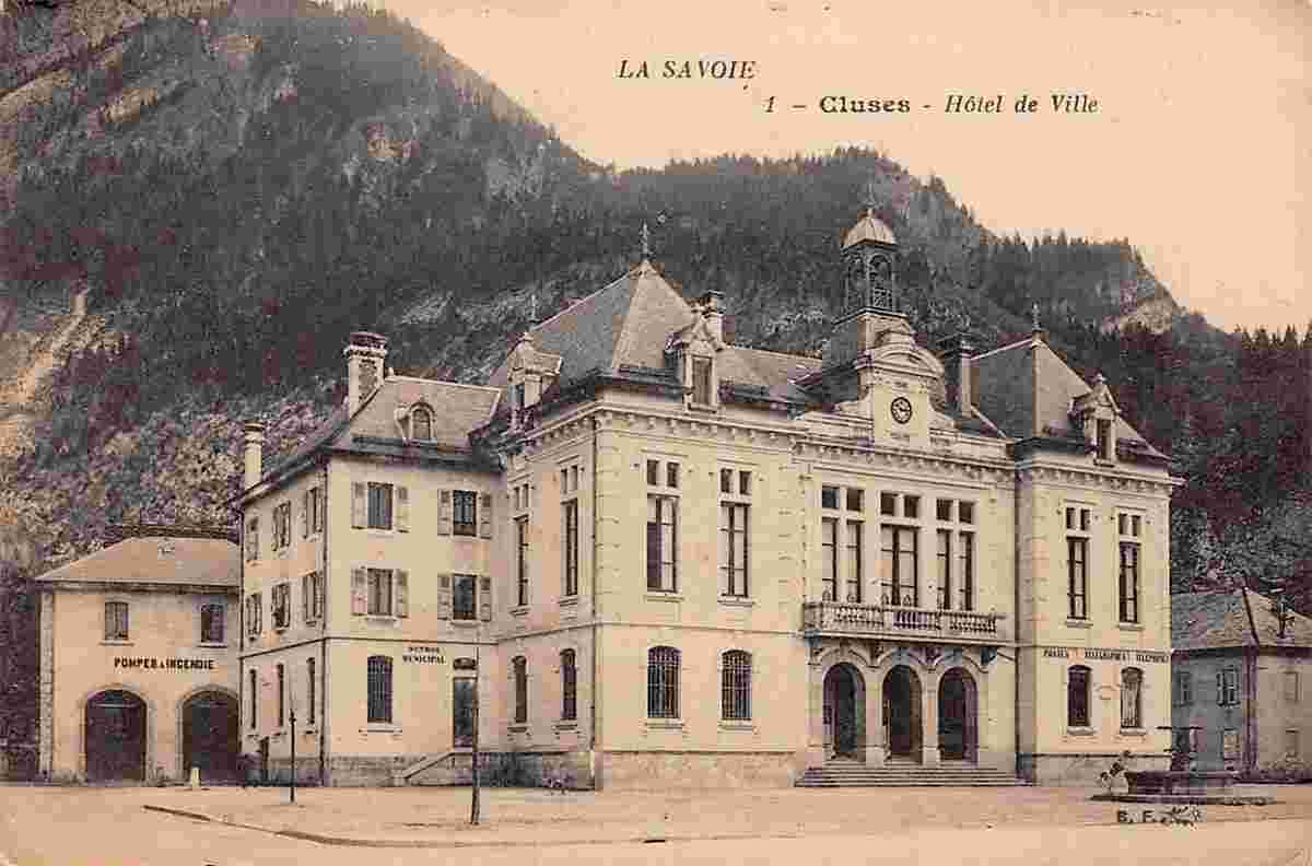 Cluses. Hôtel de Ville, Postes, Telegraphes et Telephones