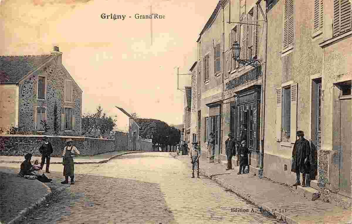 Grigny. Grand Rue