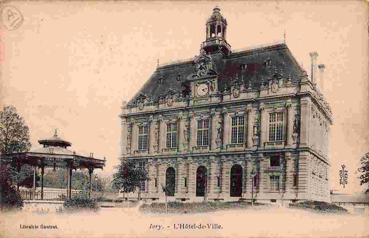 Ivry-sur-Seine. Hôtel de Ville, Terrasse