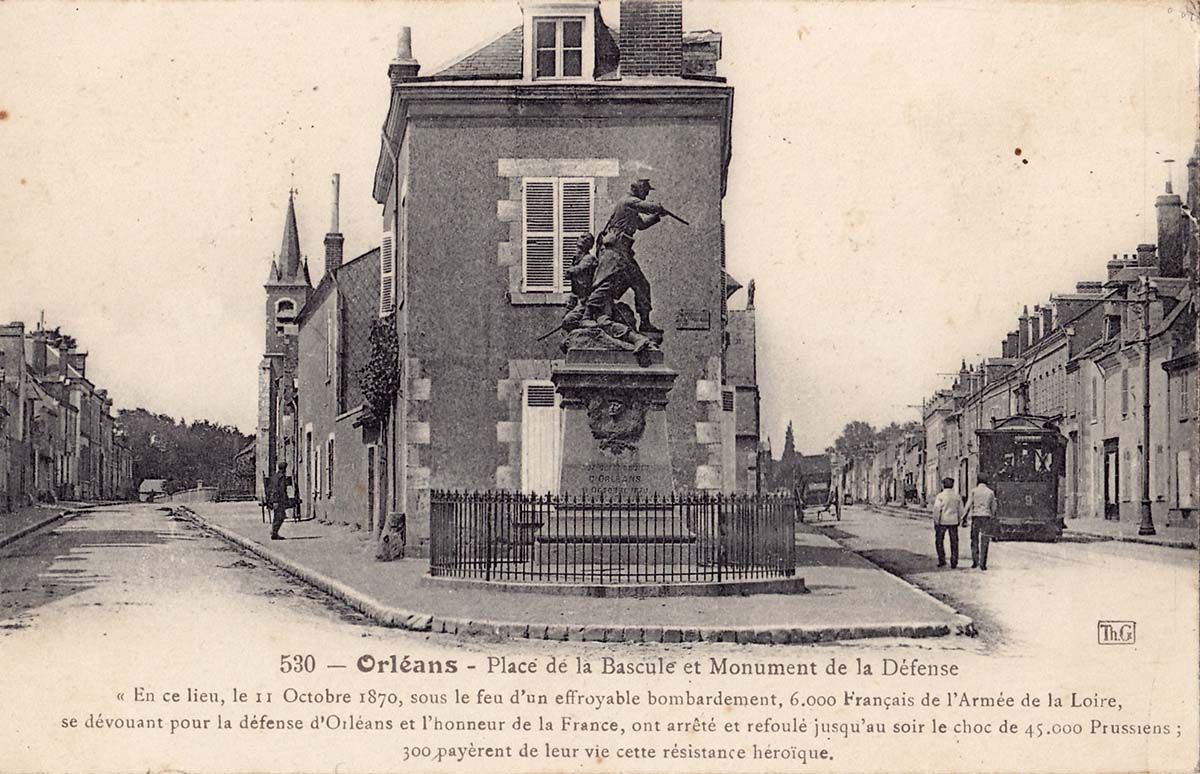 Orléans. Place de la Bascule et Monument de la Défense, 1914