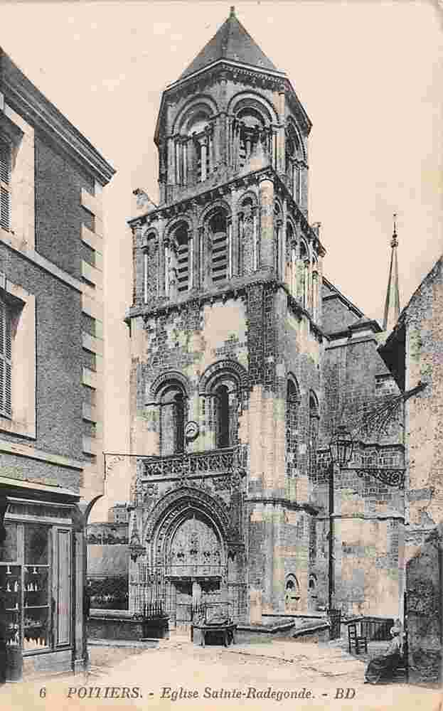 Poitiers. L'Église Sainte-Radegonde