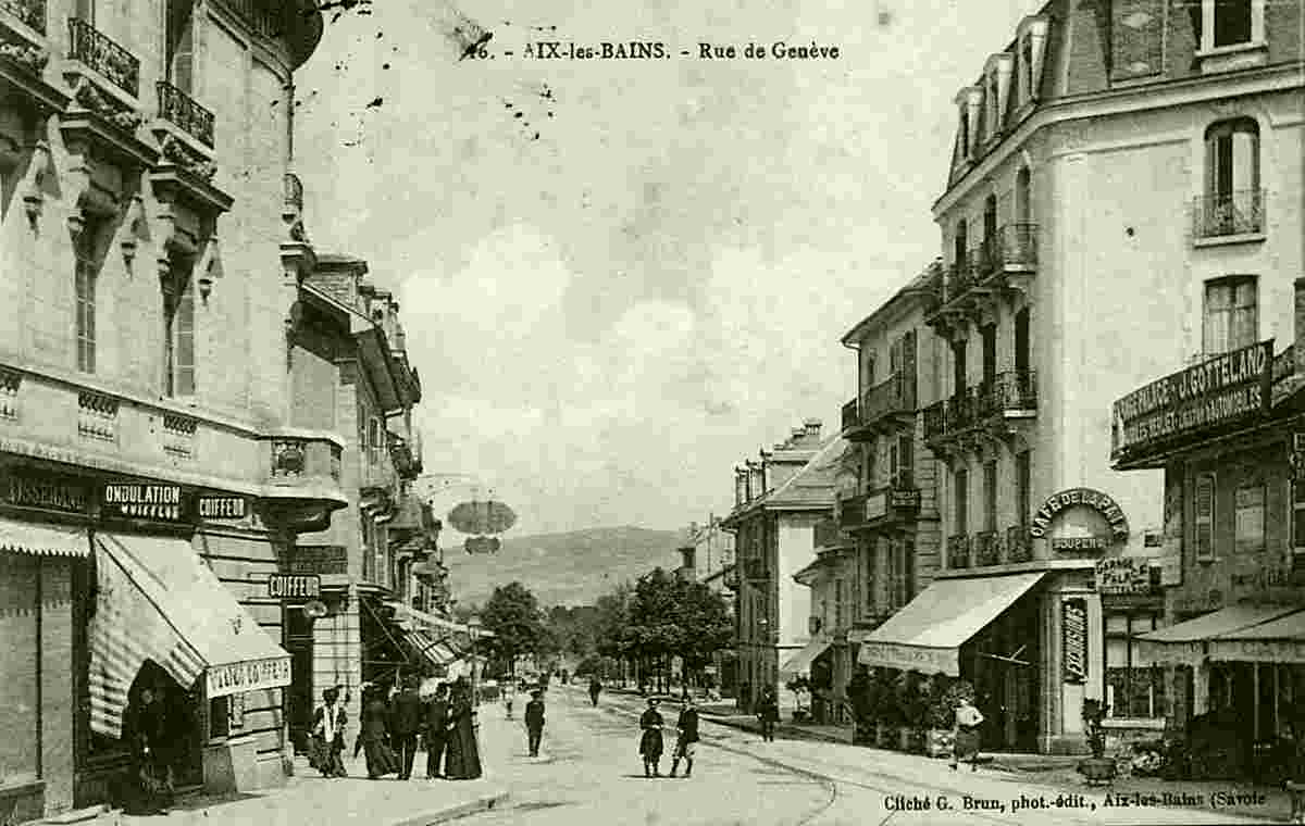 Aix-les-Bains. Rue de Genève