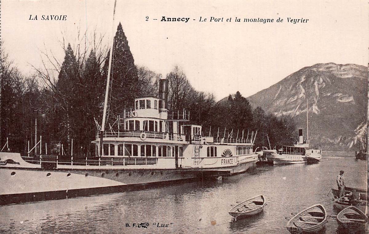 Annecy. Le Port et la mont de Veyrier