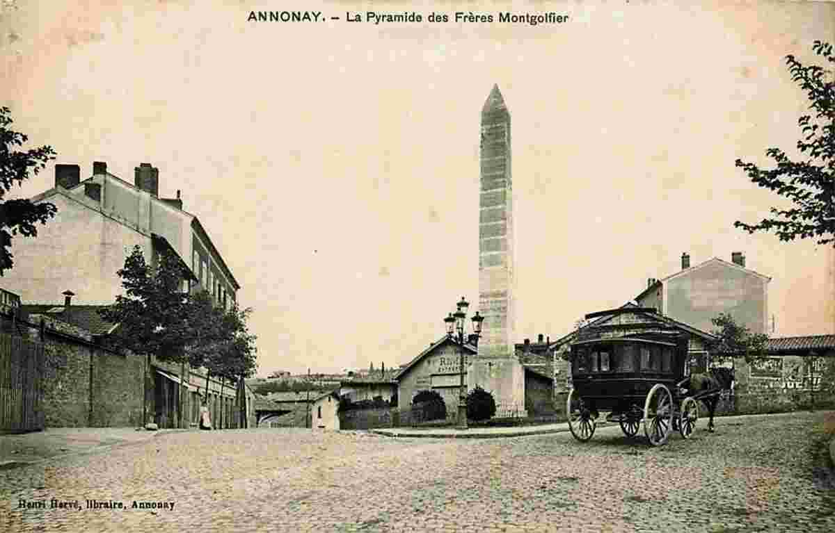 Annonay. Pyramide de Frères Montgolfier