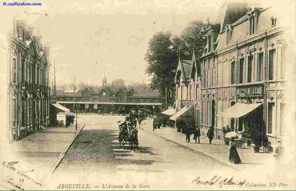 Abbeville. L'Avenue de la Gare, 1904