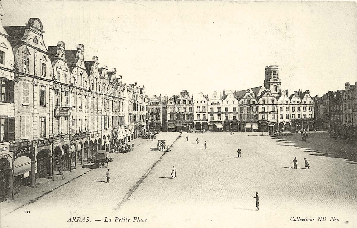 Arras. La Petite Place