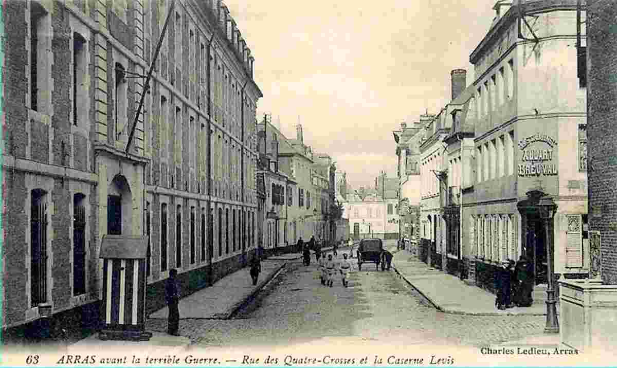 Arras. Rue des Quatre Crosses