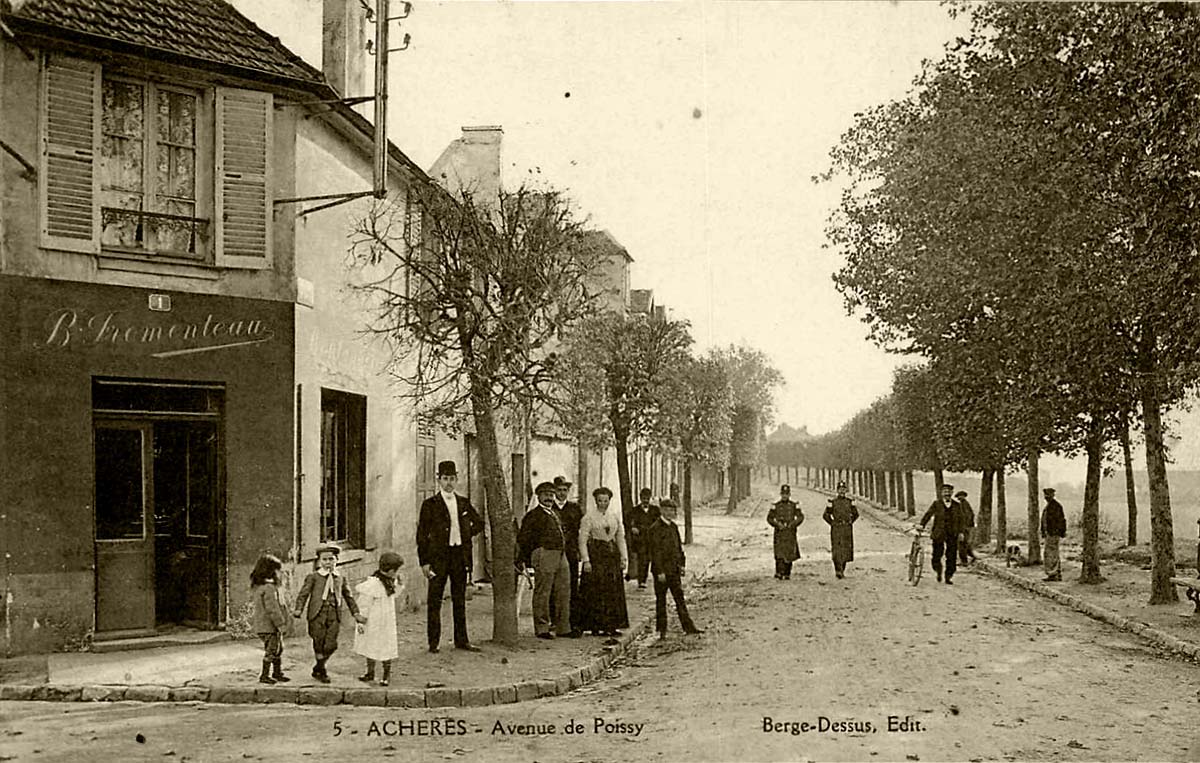 Achères (Yvelines). Avenue de Poissy