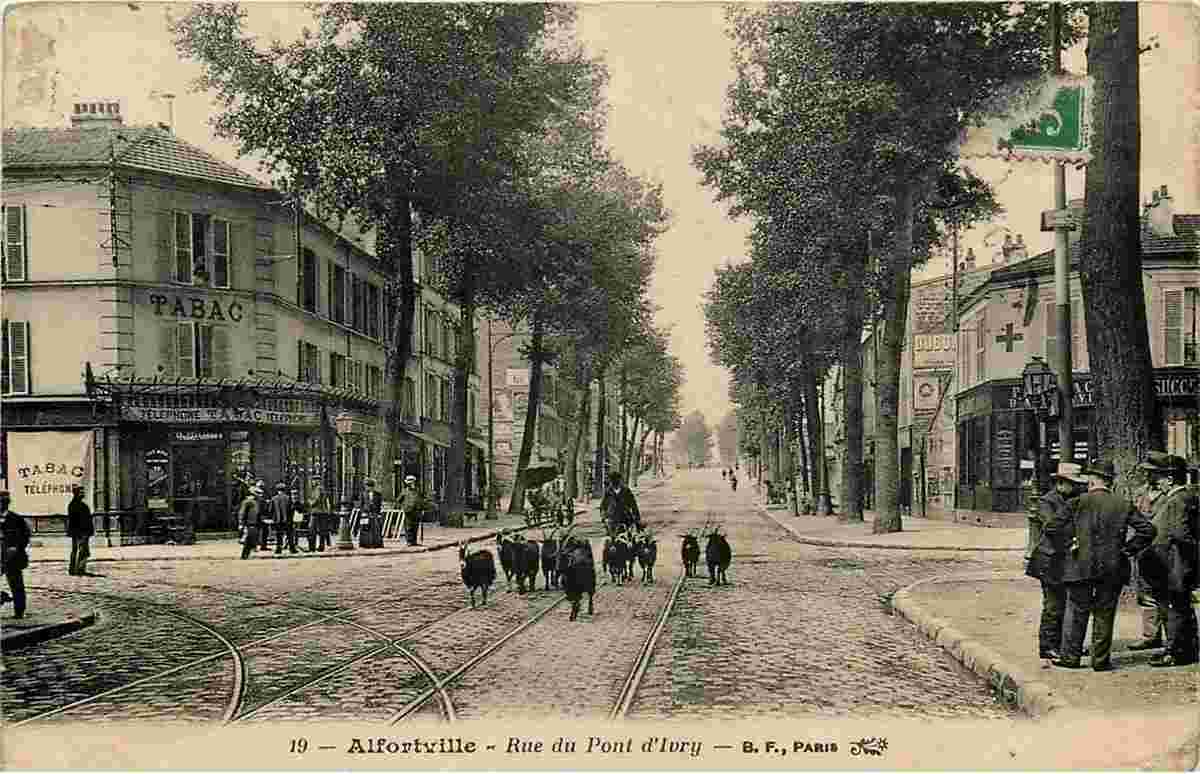 Alfortville. Rue du Pont d'Ivry