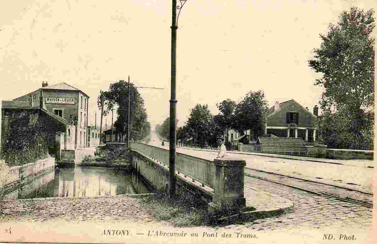 Antony. l'Abreuvoir au Pont des Trams en 1916