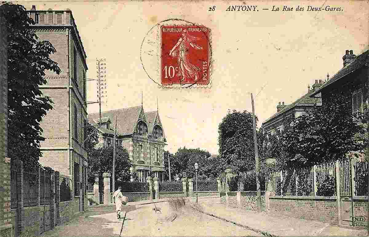 Antony. La Rue des Deux-Gares