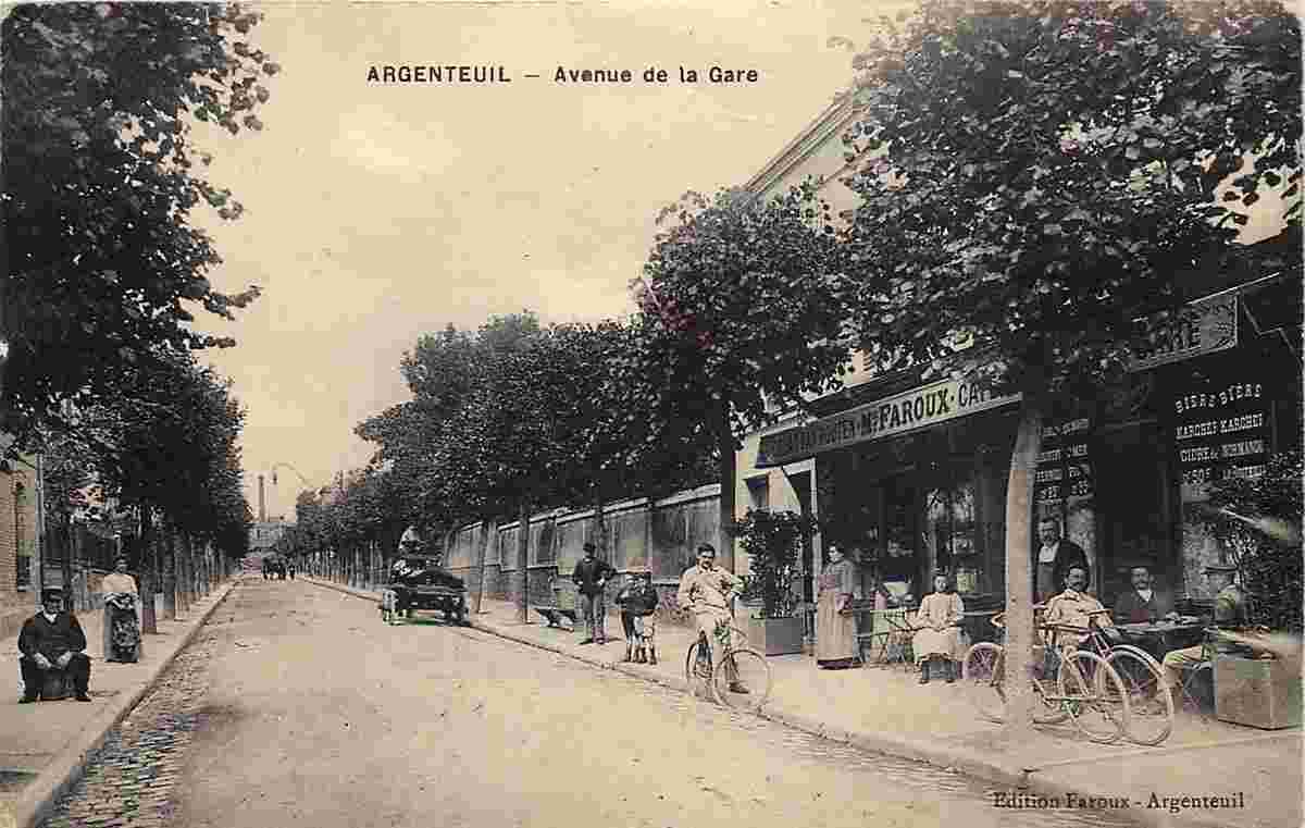 Argenteuil. Avenue de la Gare