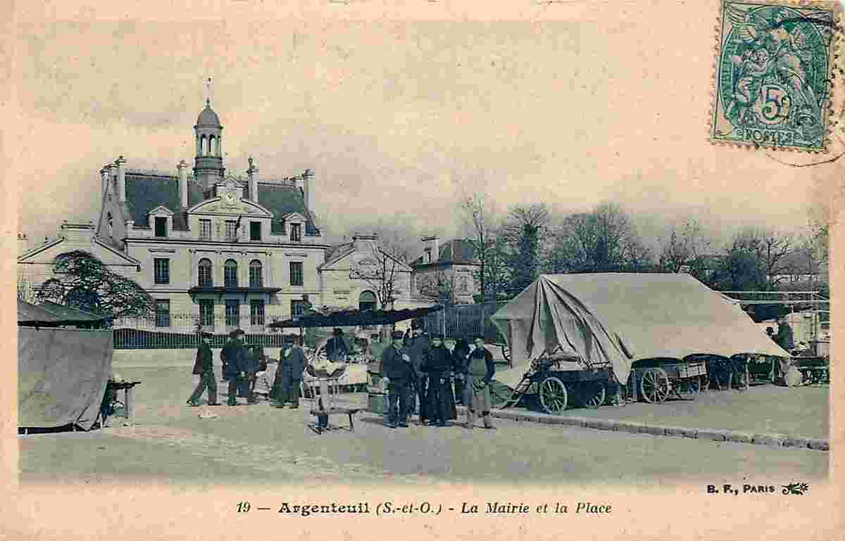 Argenteuil. La Mairie