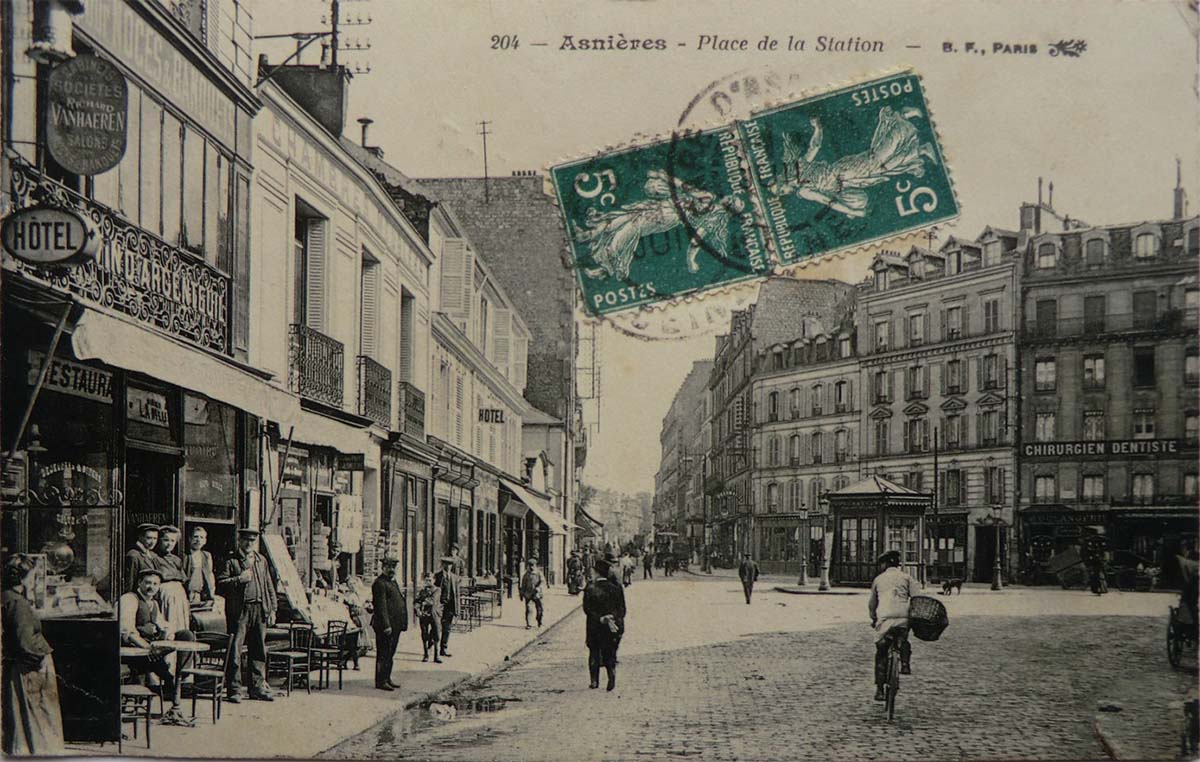 Asnières-sur-Seine. La Place de la station, 1911