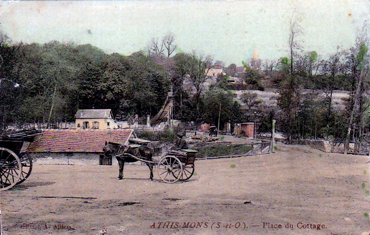 Athis-Mons. Place du Cottage