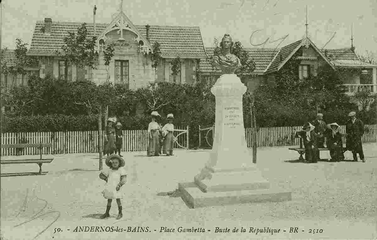Andernos-les-Bains. Place Gambetta, Buste de la République