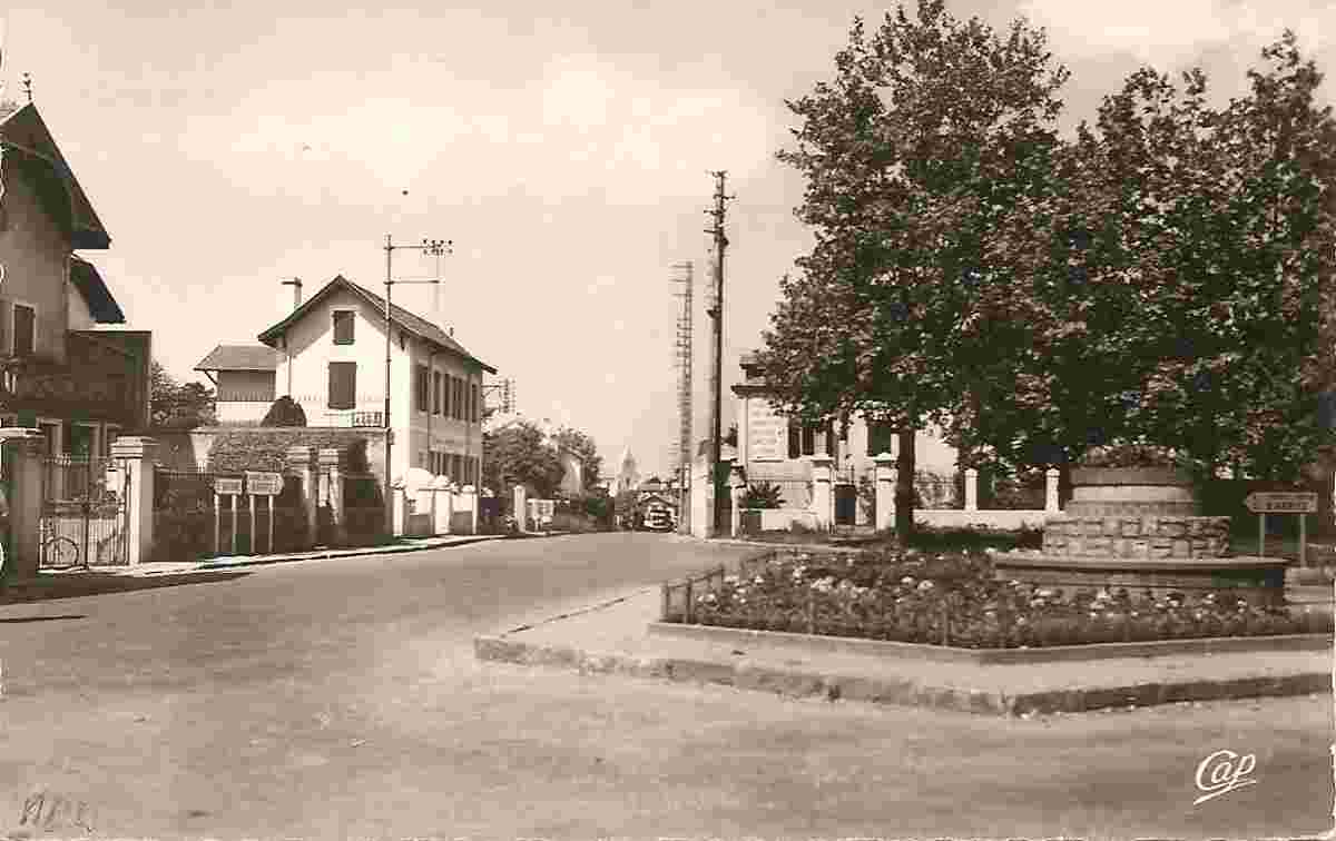 Anglet. Cinq Cantons Place du Général Leclerc, 1956