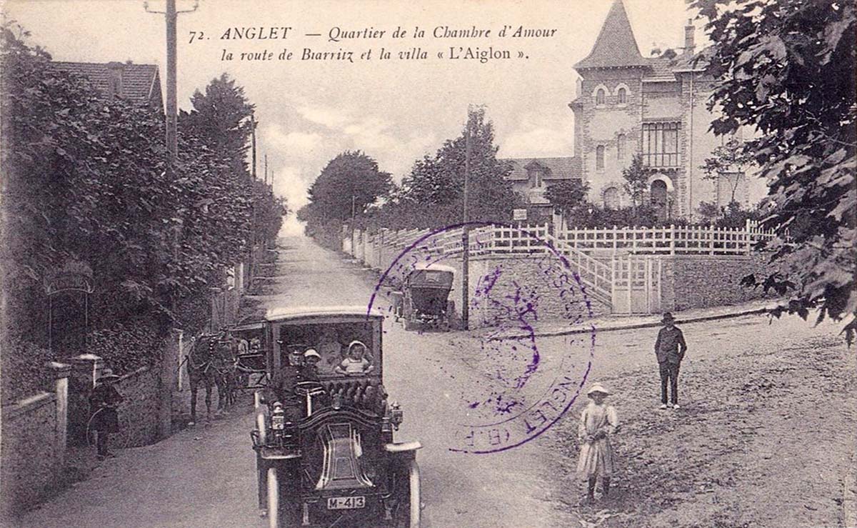 Anglet. Quartier de la Chambre d'Amour la route de Biarritz et la villa 'L'Aiglon'