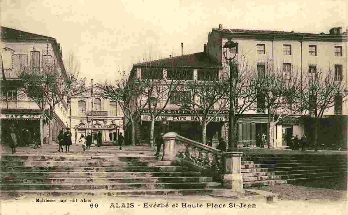Alès. Evêché et Haute Place Saint Jean