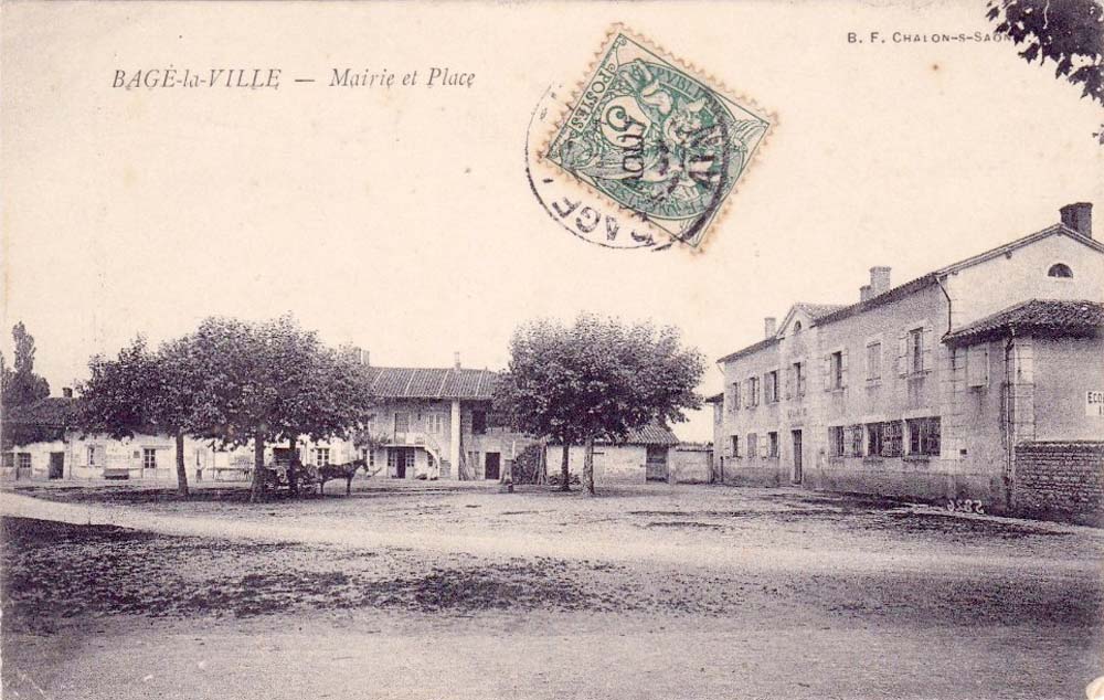 Bâgé-la-Ville. Mairie