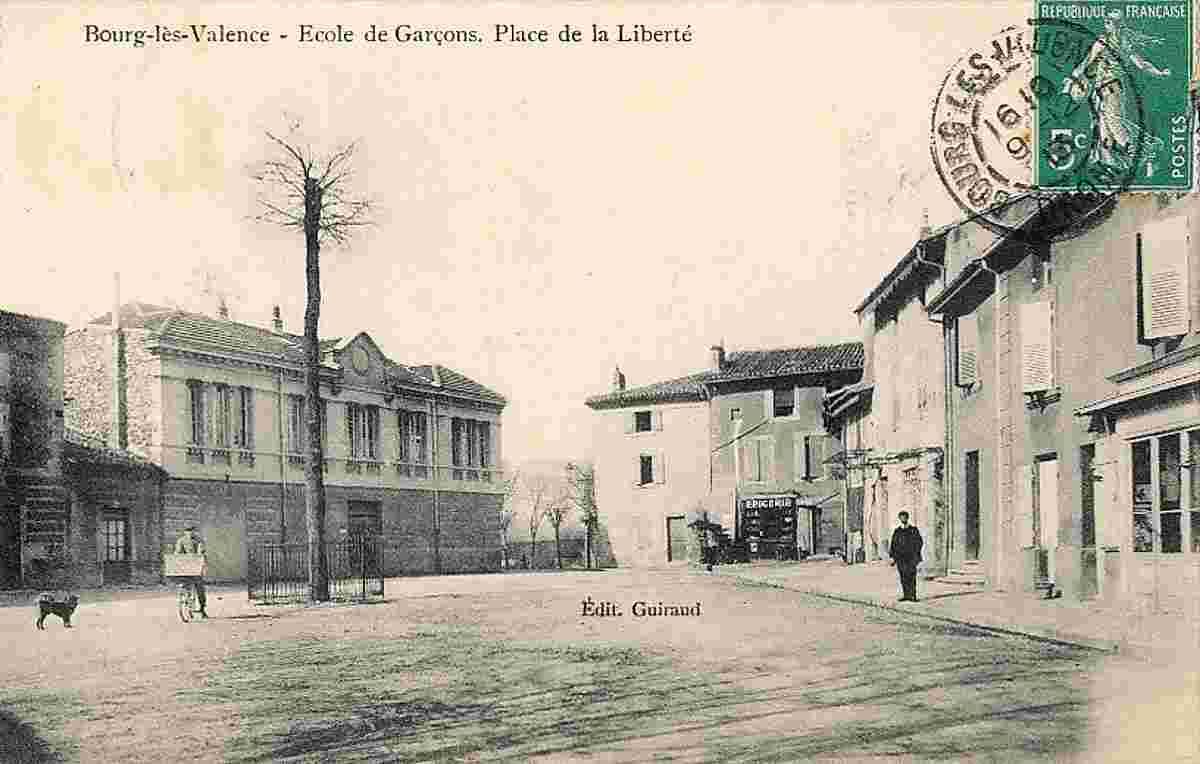Bourg-les-Valence. Ecole de garçons, Place de la Liberté, 1913