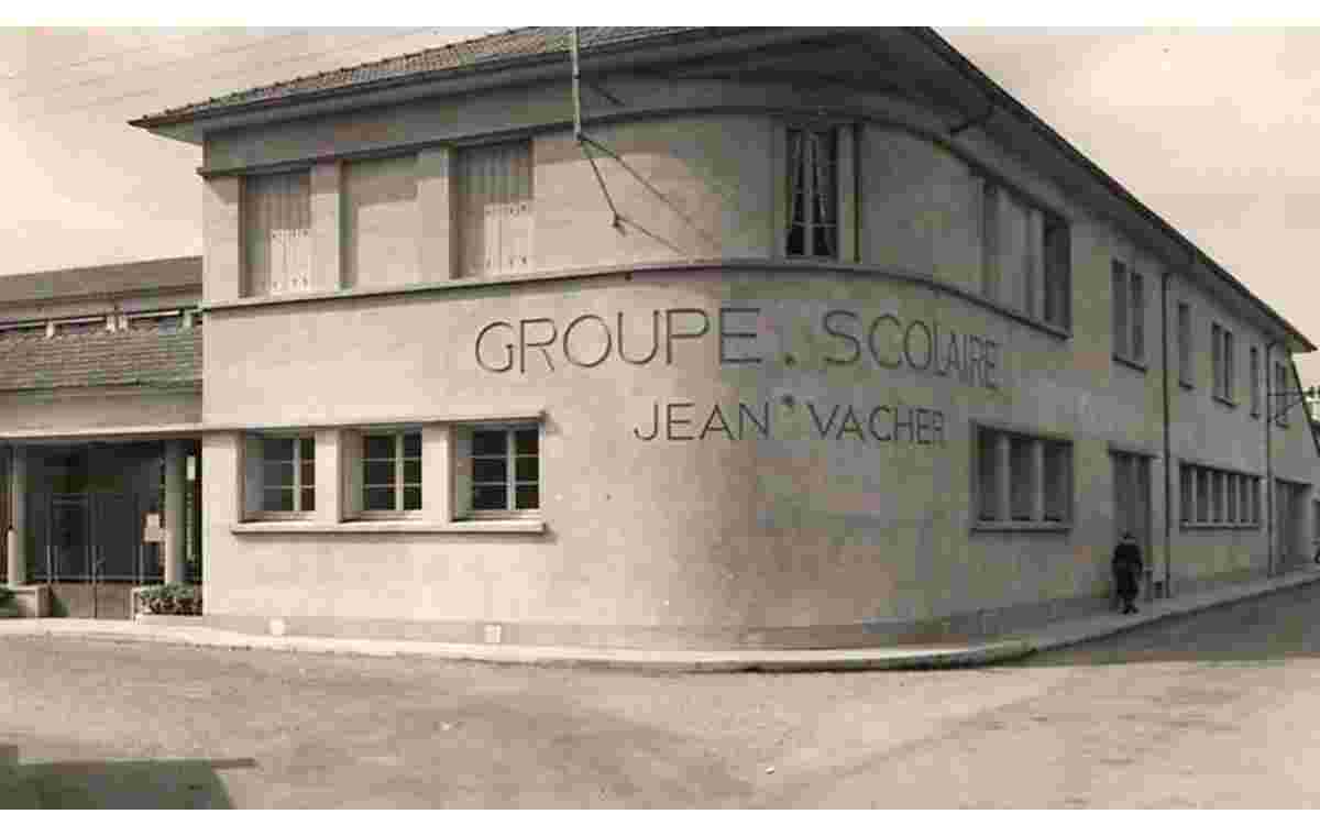 Bourg-les-Valence. Le Groupe Scolaire Jean Vacher