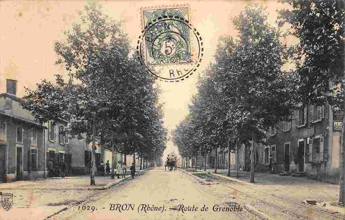 Bron. Route de Grenoble, 1908