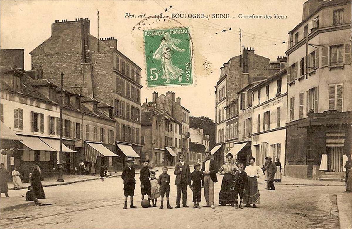 Boulogne-Billancourt. Carrefour des Menu