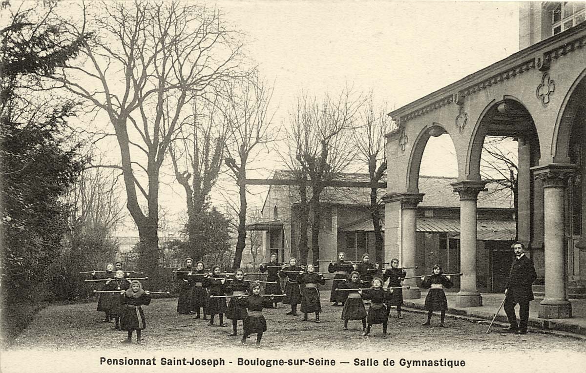 Boulogne-Billancourt. Pensionnat Saint-Joseph, Salle de Gymnastique