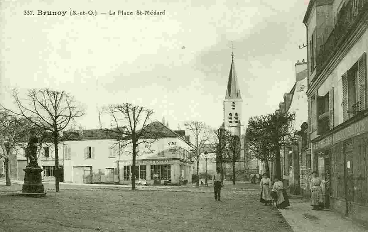 Brunoy. La Place Saint-Médard