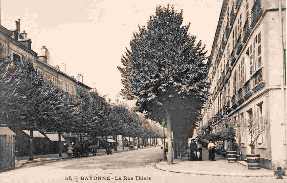 Bayonne. Rue Thiers
