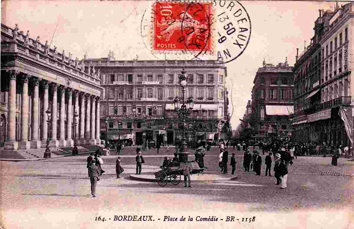 Bordeaux. Place de la Comédie