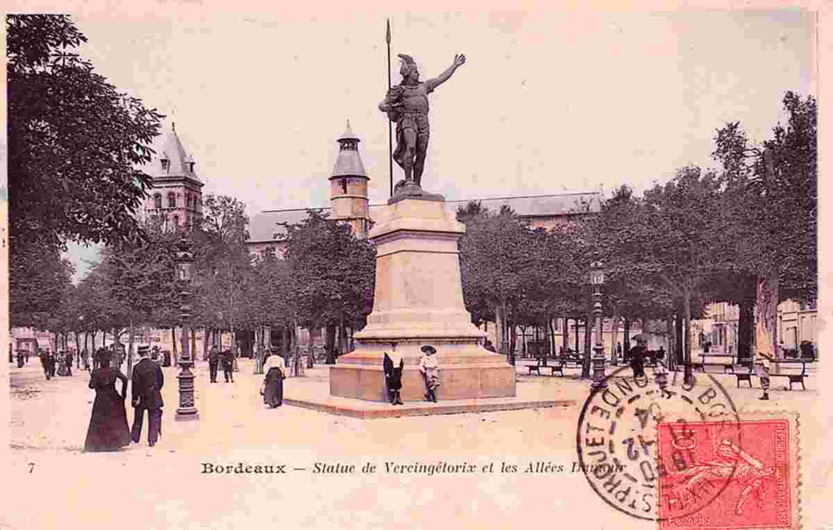 Bordeaux. Statue de Vercingétorix
